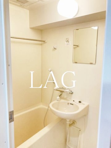 バス・シャワールーム　お風呂です。