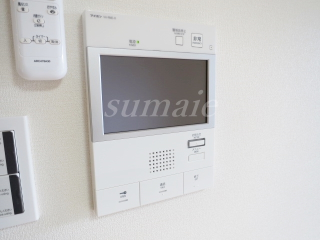 セキュリティ　モニター付きインターホンです。