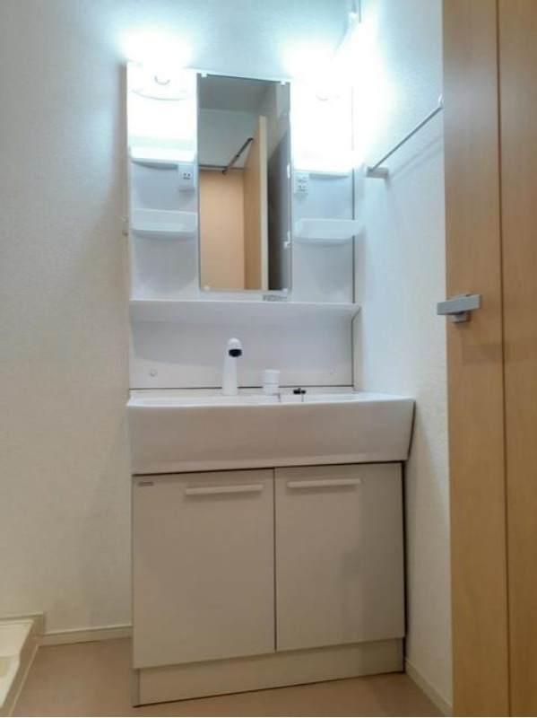 洗面設備　図面と現状に相違がある場合には現状を優先