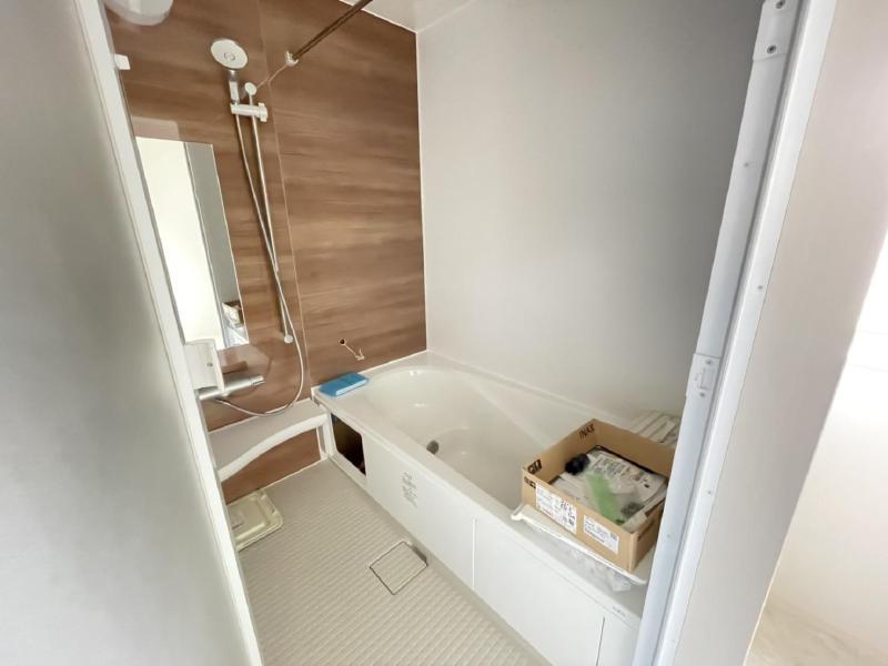 バス・シャワールーム　バスルーム