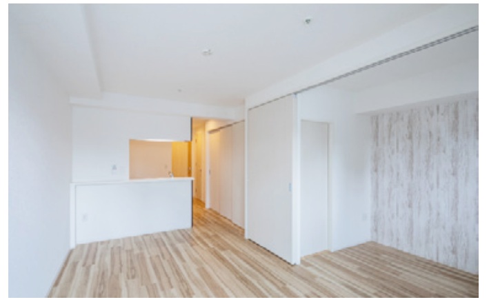 居室・リビング　セレニテフラン谷町四丁目アリエ