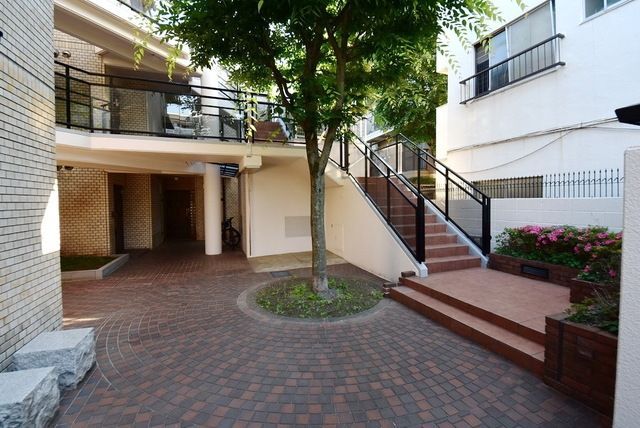 エントランス　★外観★