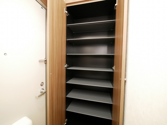 玄関　シューズボックス☆