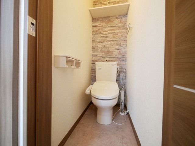 トイレ　ウォシュレット付き☆