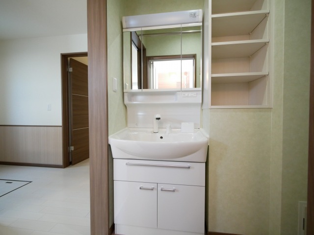 洗面設備　人気の独立洗面化粧台☆