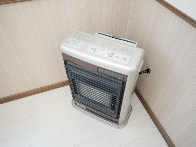 その他　灯油ストーブ☆