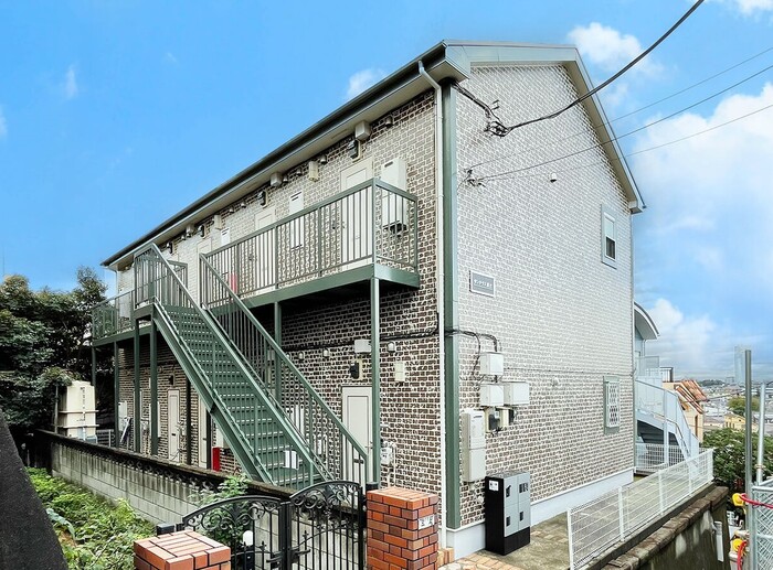 建物外観　菊名駅最寄りの好立地物件です