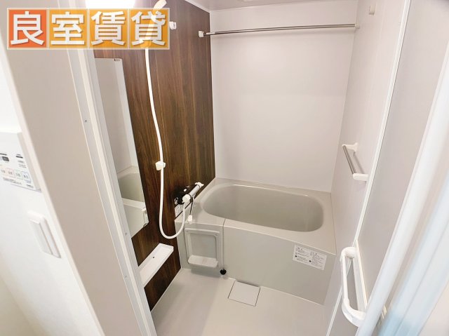 バス・シャワールーム　現状優先とさせていただきます。