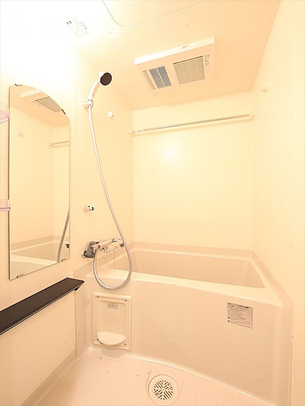 バス・シャワールーム　バスルーム