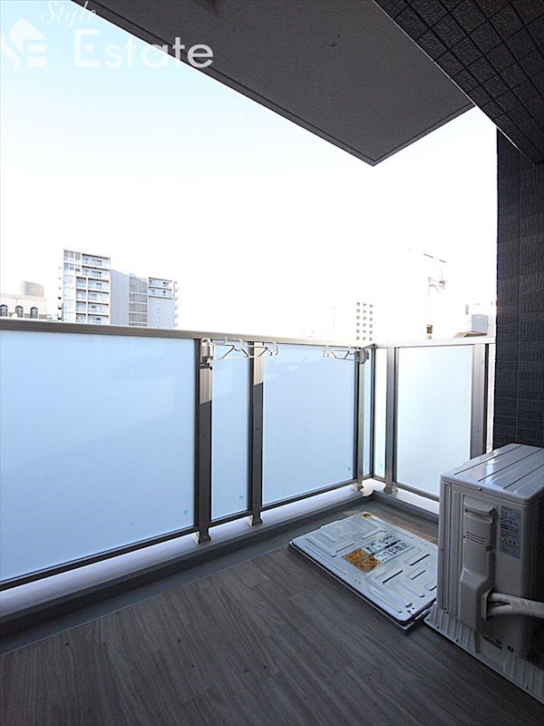 バルコニー　バルコニー