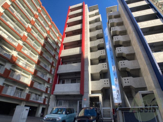 建物外観　札幌市中央区南１３条西「アクアリオ冴」