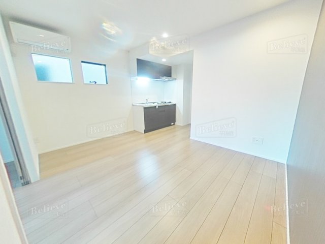 居室・リビング　明るいリビングです☆