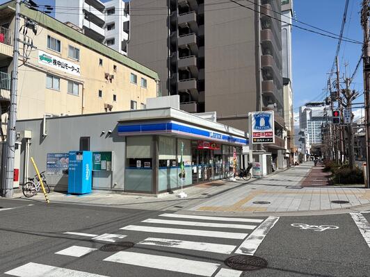 コンビニ　ローソン 港区市岡一丁目店（コンビニ）まで552m