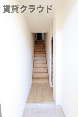 玄関　シューズボックス付きで靴もスッキリ収納！