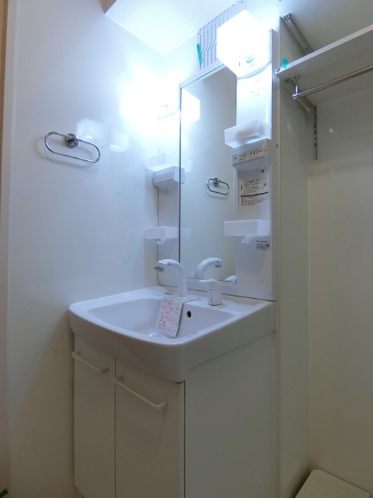 洗面設備　洗髪洗面化粧台