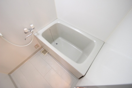 バス・シャワールーム　※別号室の写真です。