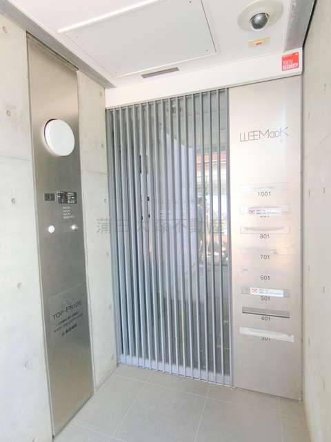 エントランス　エントランス