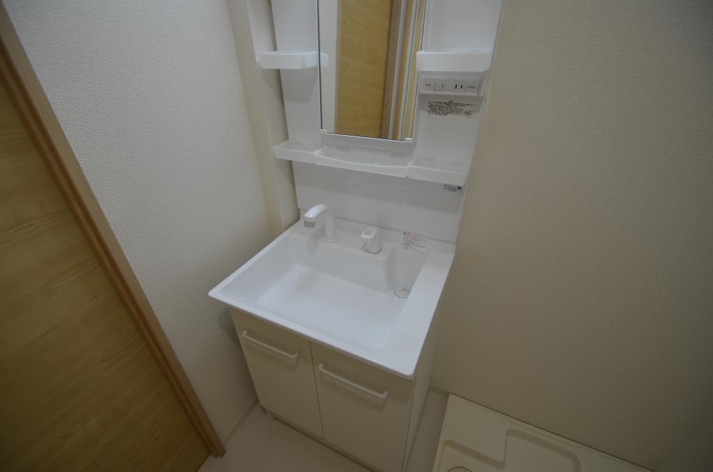 洗面設備　洗髪洗面化粧台