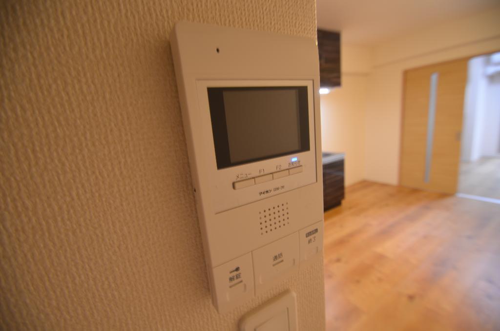 セキュリティ　カメラ付インターホン