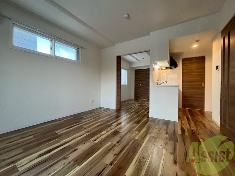 居室・リビング　広くてきれいなリビングです！快適に過ごせそうですね。