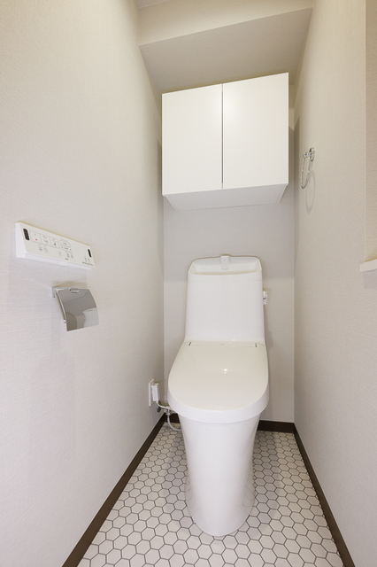 トイレ　※写真は同タイプ住戸です。