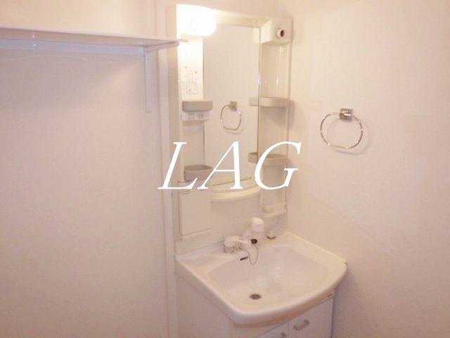 洗面設備　洗面台です。