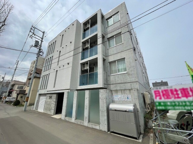 建物外観　札幌市東区北十二条東「ＰｒｅｎｄｒｅＮ１２」