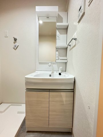 洗面設備　詳細は、RISUMO江坂本店までお問合せください♪