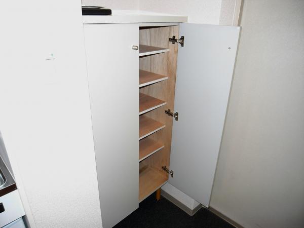 玄関　シューズボックス