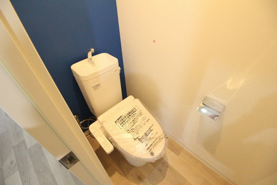 トイレ　※別部屋の写真です