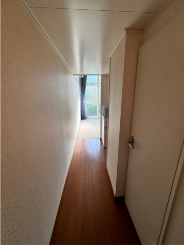 玄関　落ち着いた玄関です