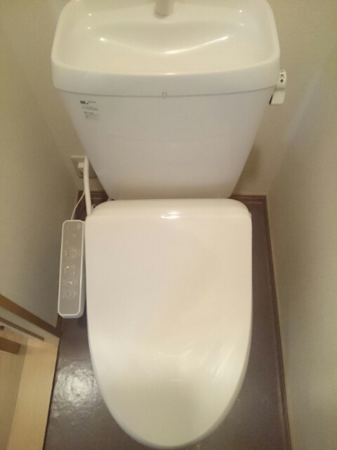 トイレ　トイレ