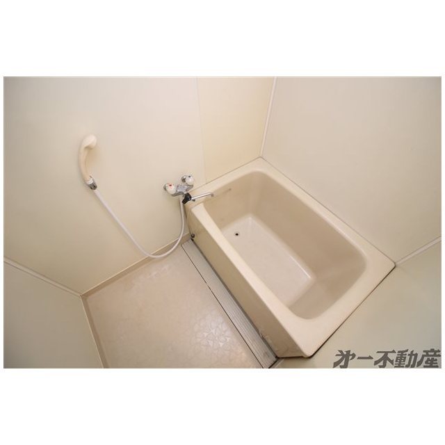 バス・シャワールーム　浴室