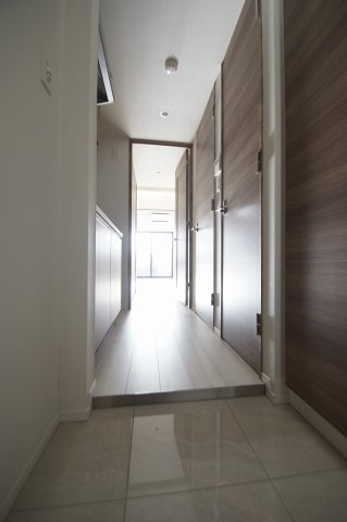 玄関　玄関です。