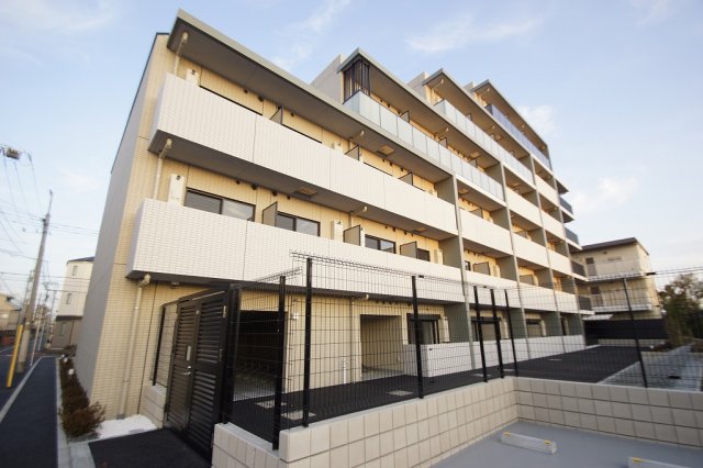 建物外観　インターネット無料のマンションです。