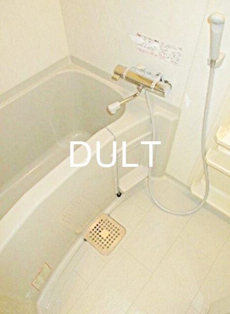 バス・シャワールーム　バスルームです。