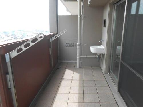 バルコニー　バルコニー