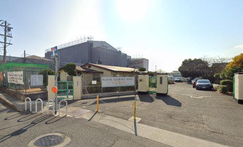 中学校　神戸市立歌敷山中学校（中学校）まで1953m