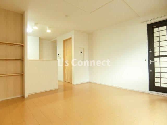 その他部屋・スペース　居室と寝室を分けて生活できる１ＬＤＫ。