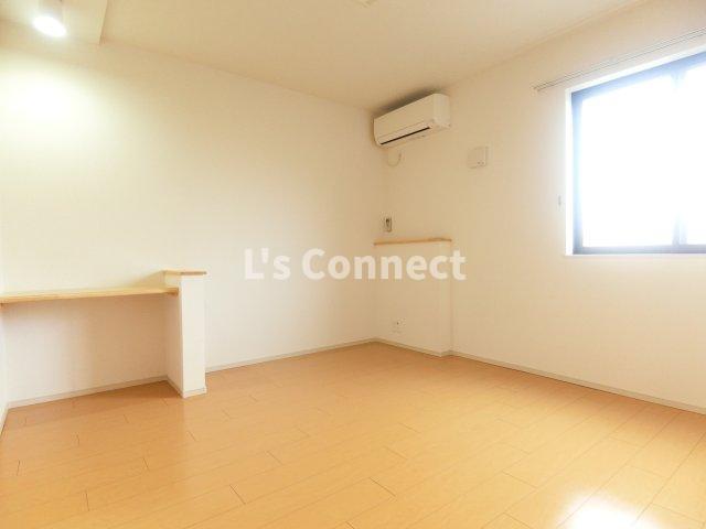 その他　洋室にもエアコン付きです。