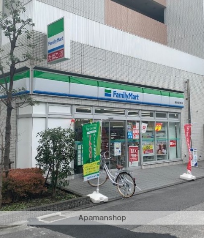 コンビニ　ファミリーマート（コンビニ）まで586m