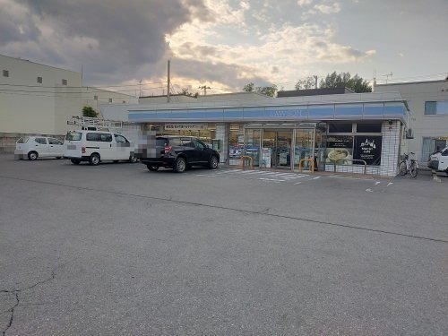 コンビニ　ローソン 平和公園前店（コンビニ）まで462m