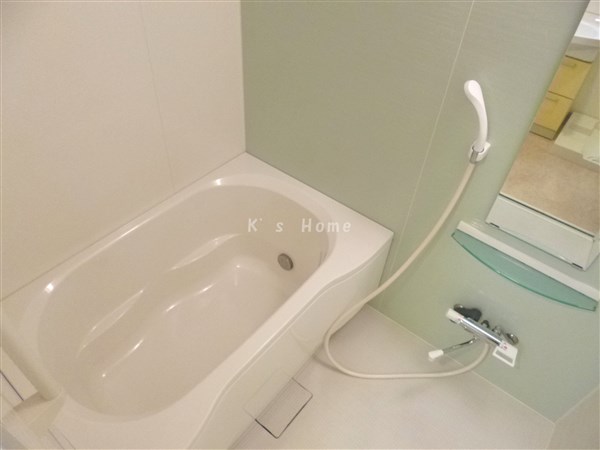 バス・シャワールーム　浴室