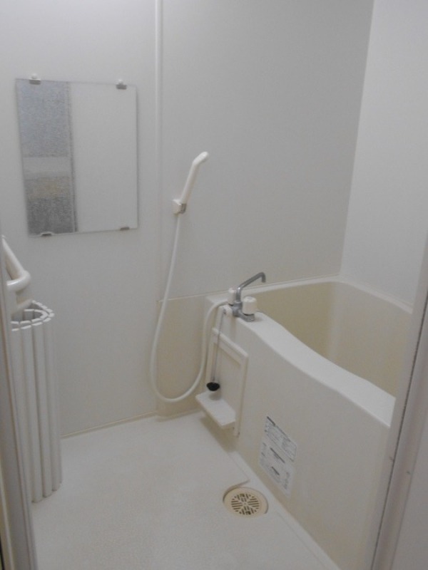 バス・シャワールーム　図面と現状に相違がある場合には現状を優先