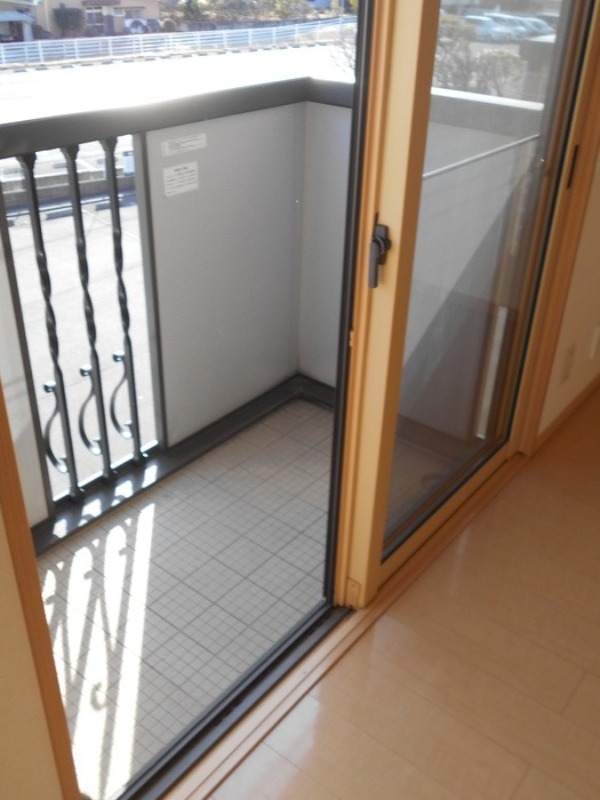 バルコニー　図面と現状に相違がある場合には現状を優先