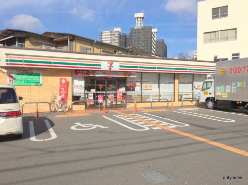 コンビニ　セブン-イレブン 大阪毛馬町２丁目店（コンビニ）まで706m