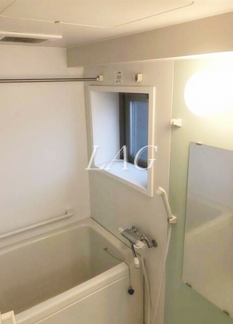 バス・シャワールーム　お風呂です。