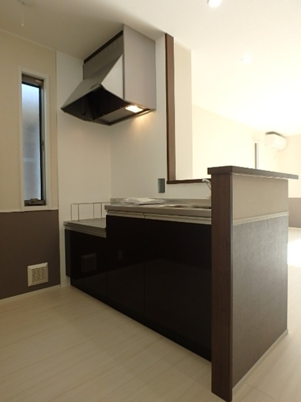 キッチン　図面と現状に相違がある場合には現状を優先