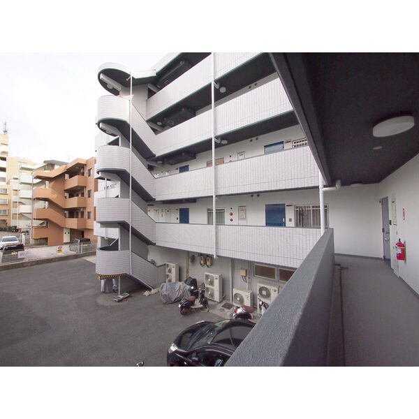 その他　共用廊下