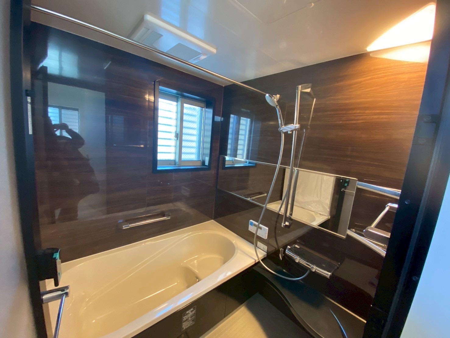 バス・シャワールーム